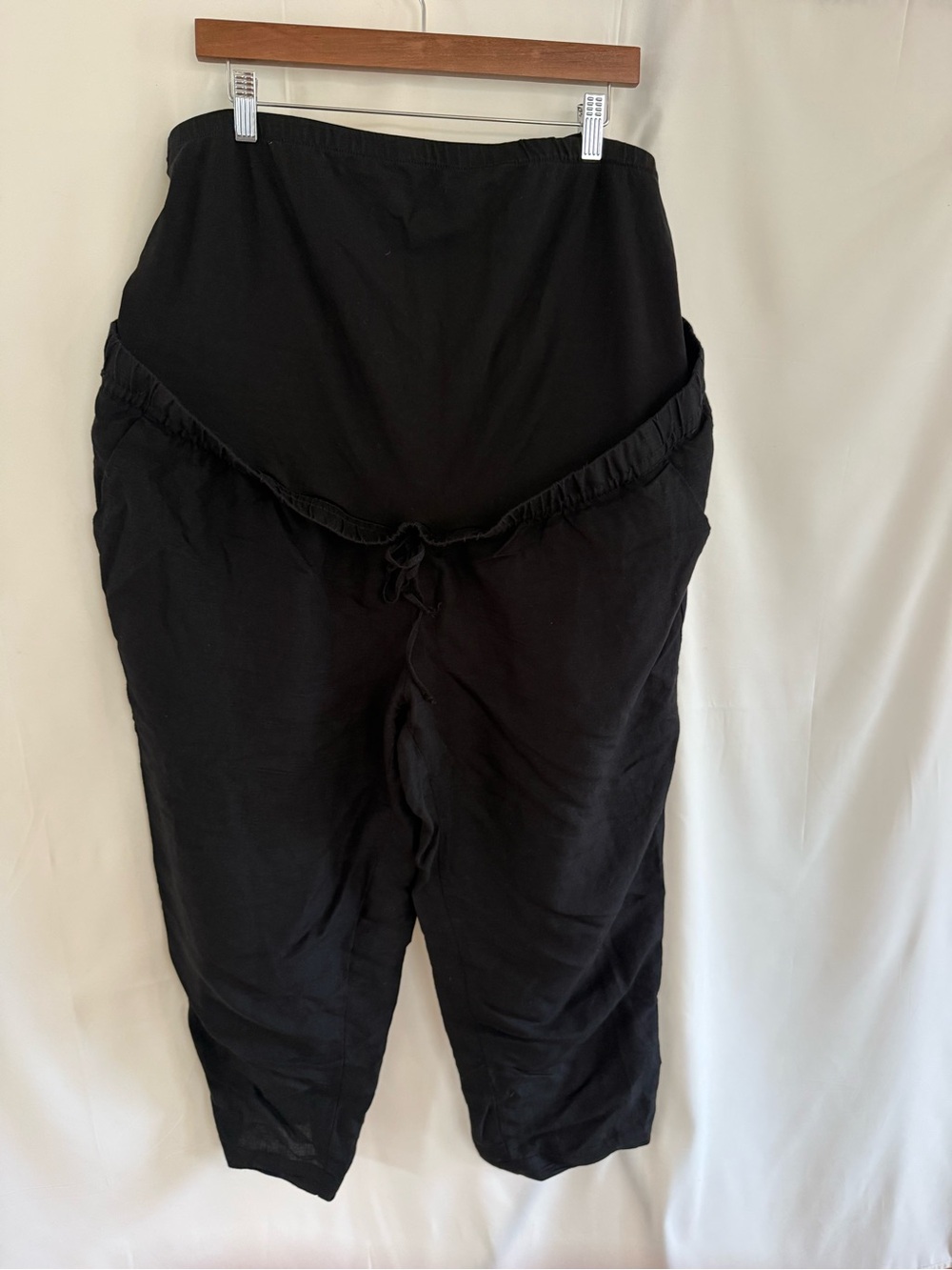 H&M Black Maternity Capris with Drawstring Waist